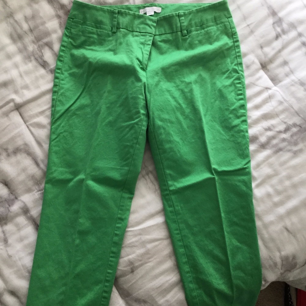 New York & COMPANY STRETCH CAPRIS